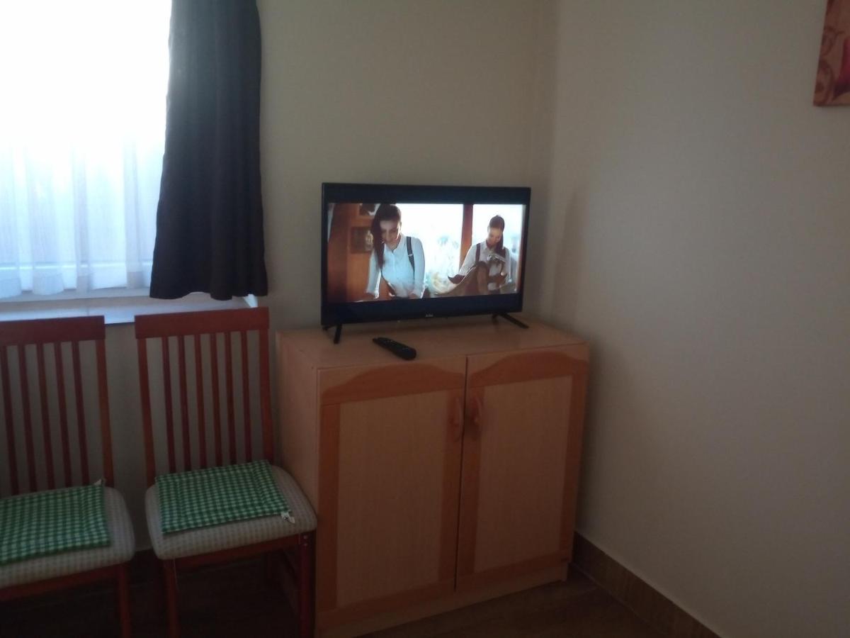 Start Apartmanok Pécs Exterior photo