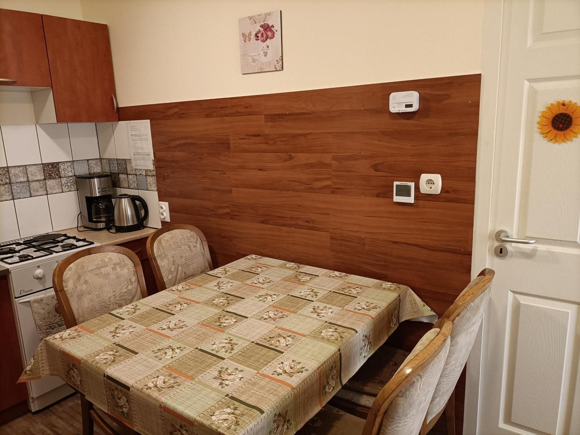 Start Apartmanok Pécs Exterior photo