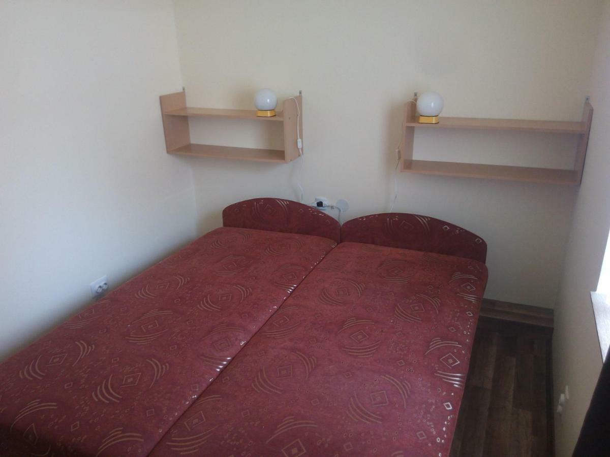 Start Apartmanok Pécs Exterior photo