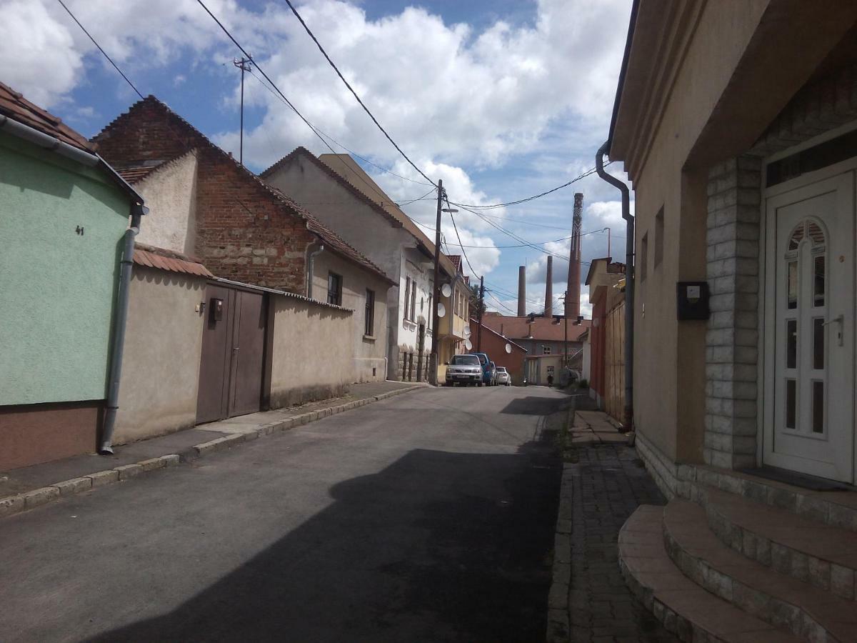 Start Apartmanok Pécs Exterior photo