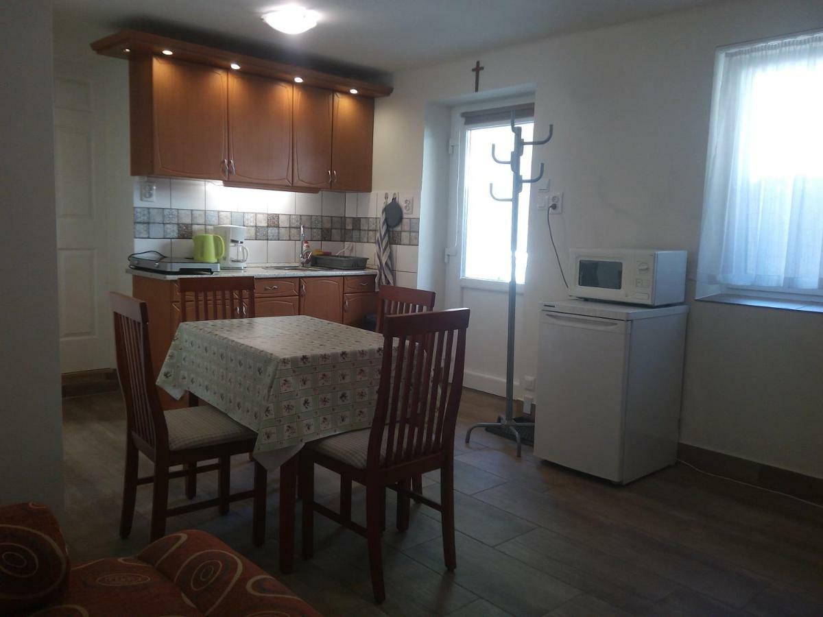 Start Apartmanok Pécs Exterior photo